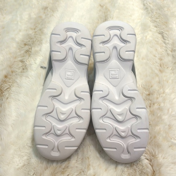Fila Ray Women's Shoes White-Gray 5RM00521-109 Size 8 - Picture 2 of 6